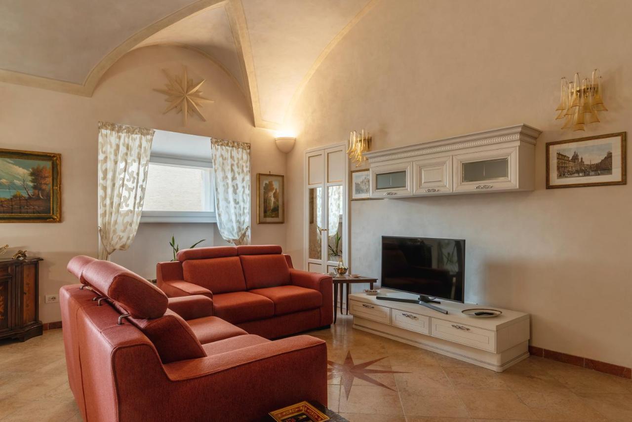 Palazzo Altieri Elegant Apartment Rzym Zewnętrze zdjęcie