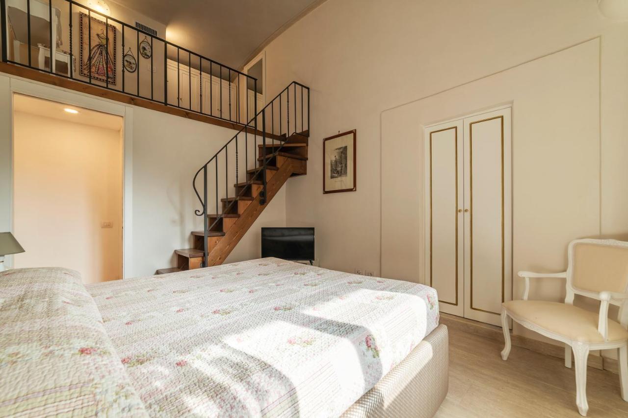 Palazzo Altieri Elegant Apartment Rzym Zewnętrze zdjęcie